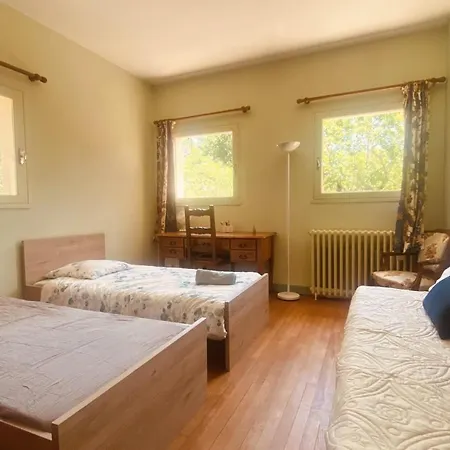 Rare Pearl With Garden Near Arcachon